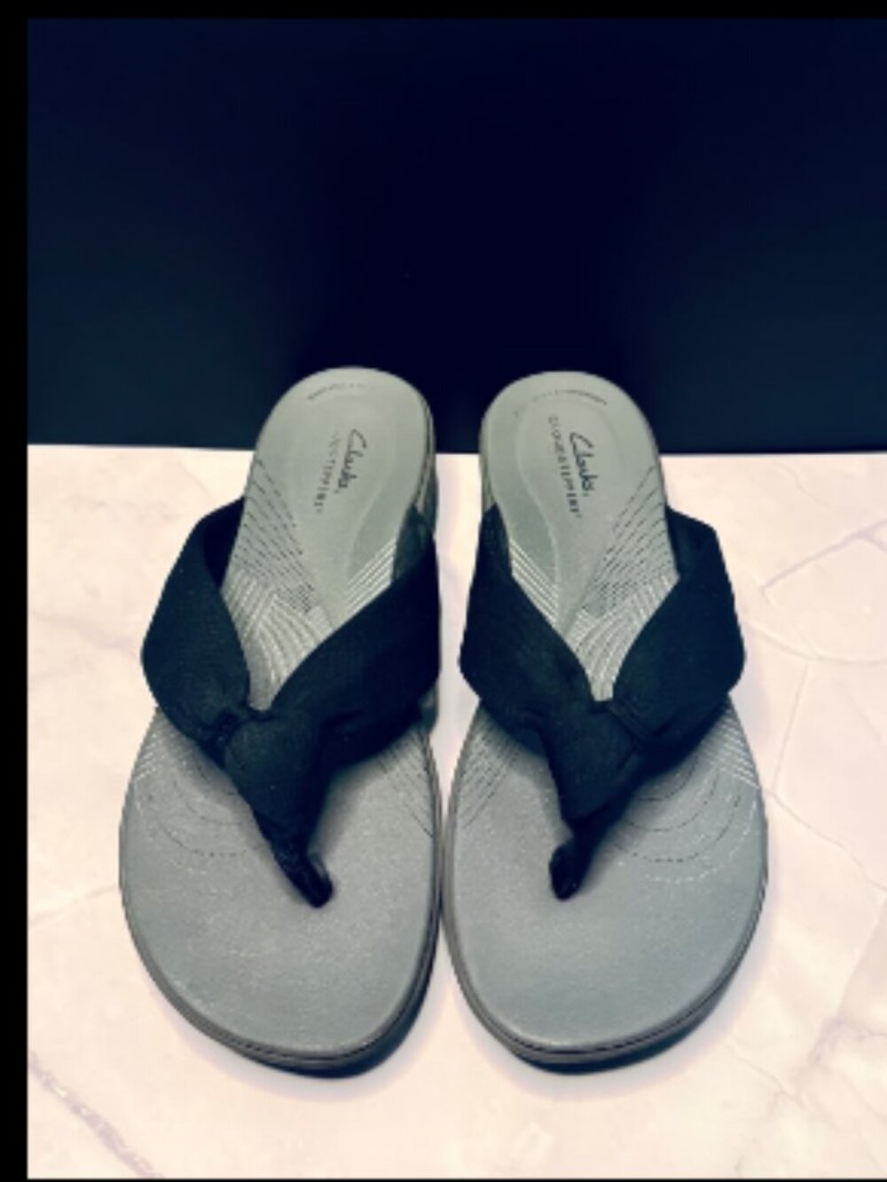 Clarks Cloudsteppers Black Gray Wedge Thong Sandals Size 9 M